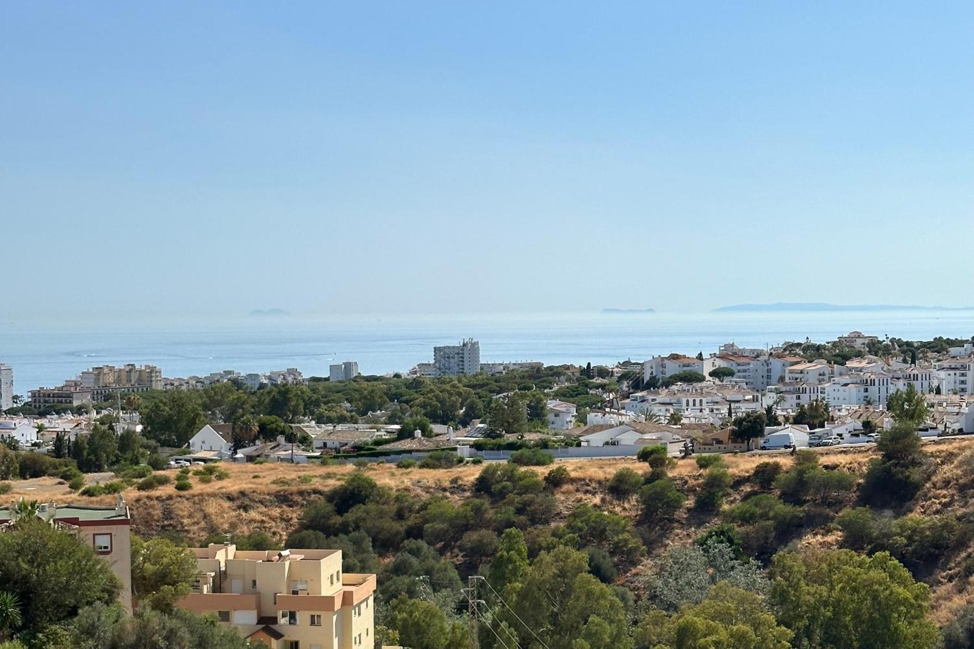 Luminoso Atico Duplex Con Vistas Al Mar Apartment Malaga Exterior photo