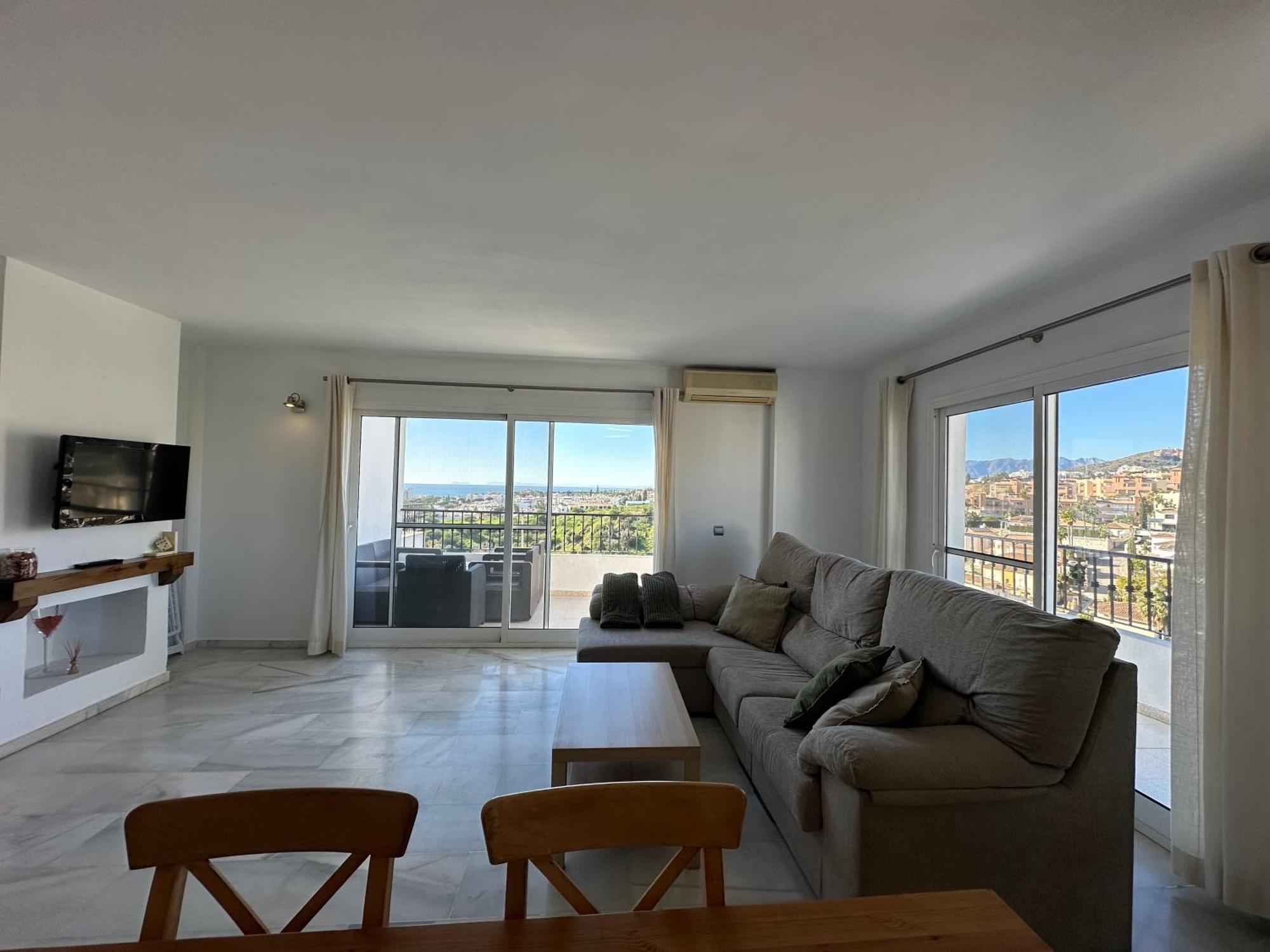 Luminoso Atico Duplex Con Vistas Al Mar Apartment Malaga Exterior photo